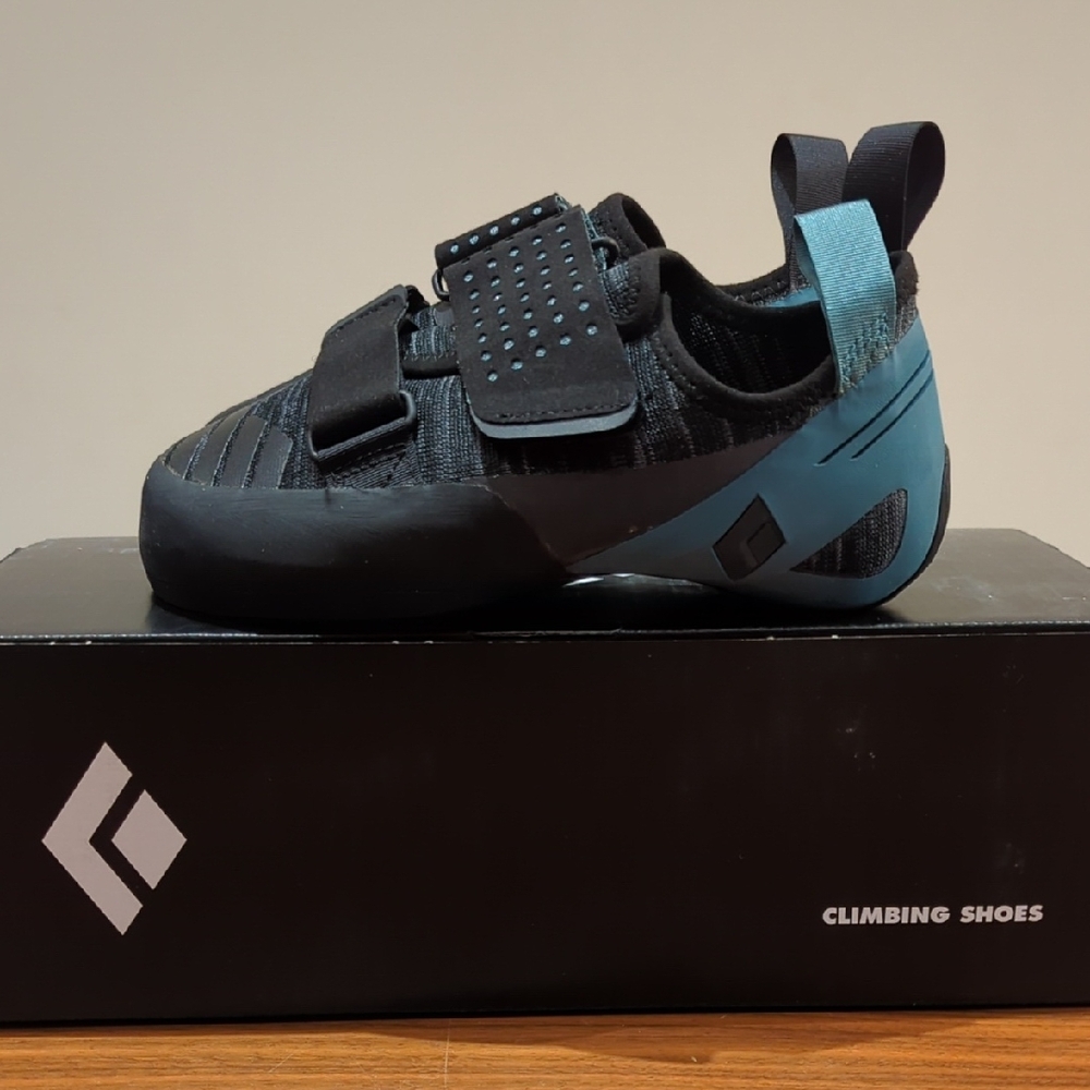 Black Diamond Women’s Climbing Shoe — Black and Teal Accent